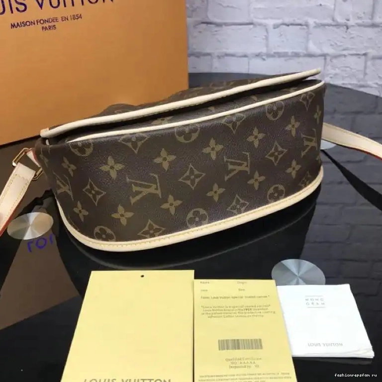 Fashionrep 19T1L0134 LV Bags 0510